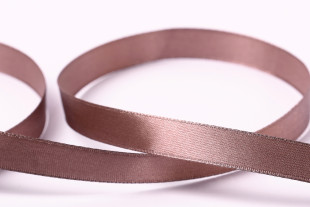 Лента атласная 12 мм ( 1/2 ") "Gamma" №099 коричневый 33 метра