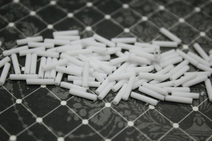 Бисер Япония BUGLE 3мм 10г 0041 белый